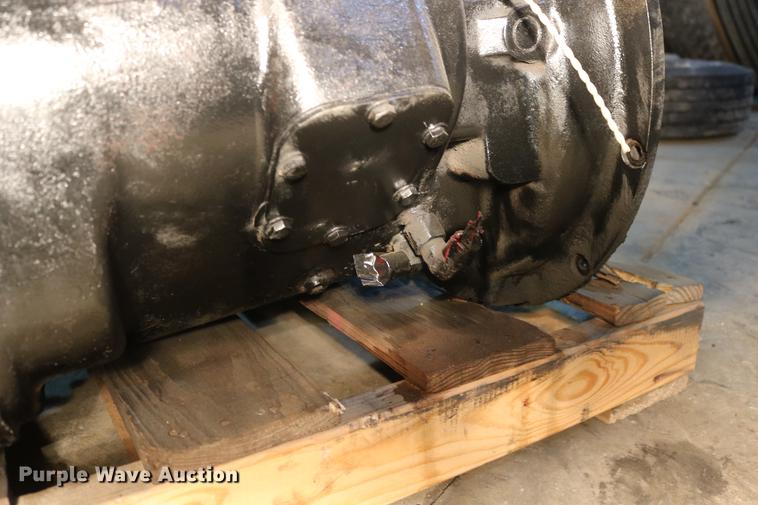 image for item EH9617 Eaton Fuller Road Ranger T0F-16908LL Eight speed manual transmission