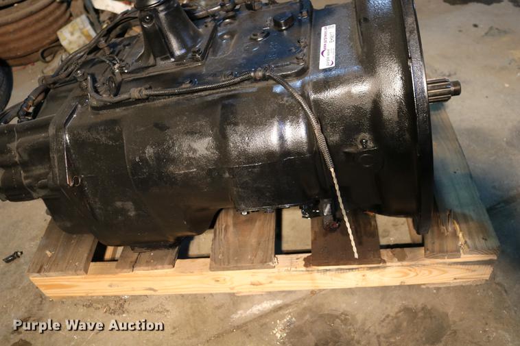 image for item EH9617 Eaton Fuller Road Ranger T0F-16908LL Eight speed manual transmission