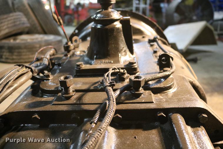 image for item EH9617 Eaton Fuller Road Ranger T0F-16908LL Eight speed manual transmission