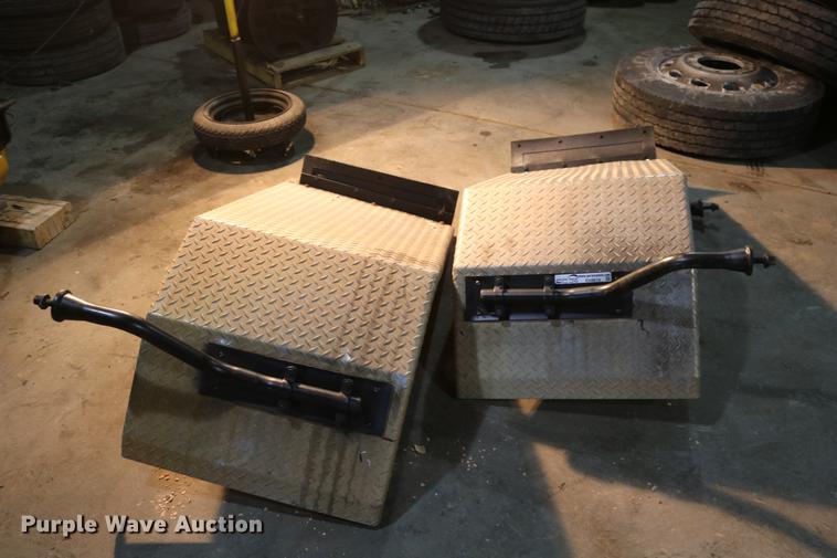 image for item EH9618 Rear fenders