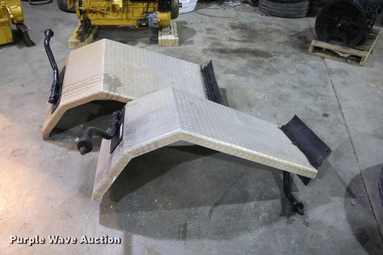 image for item EH9618 Rear fenders