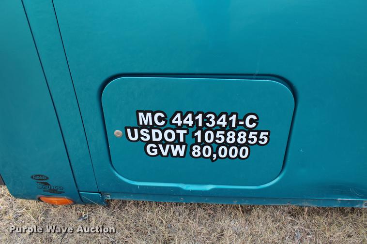 image for item EH9664 2003 Peterbilt 387 cab