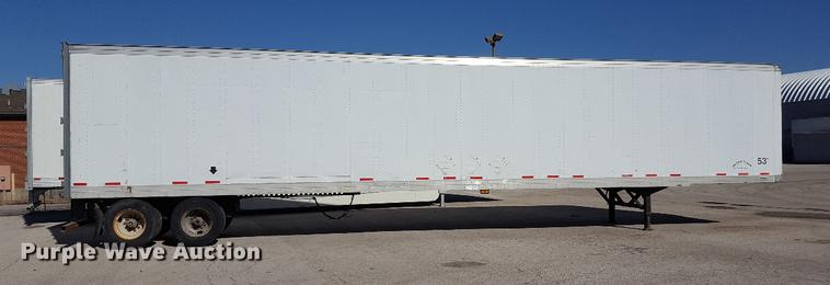 image for item G1020 2000 Fruehauf dry van trailer