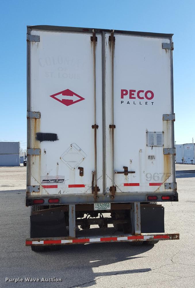 image for item G1020 2000 Fruehauf dry van trailer