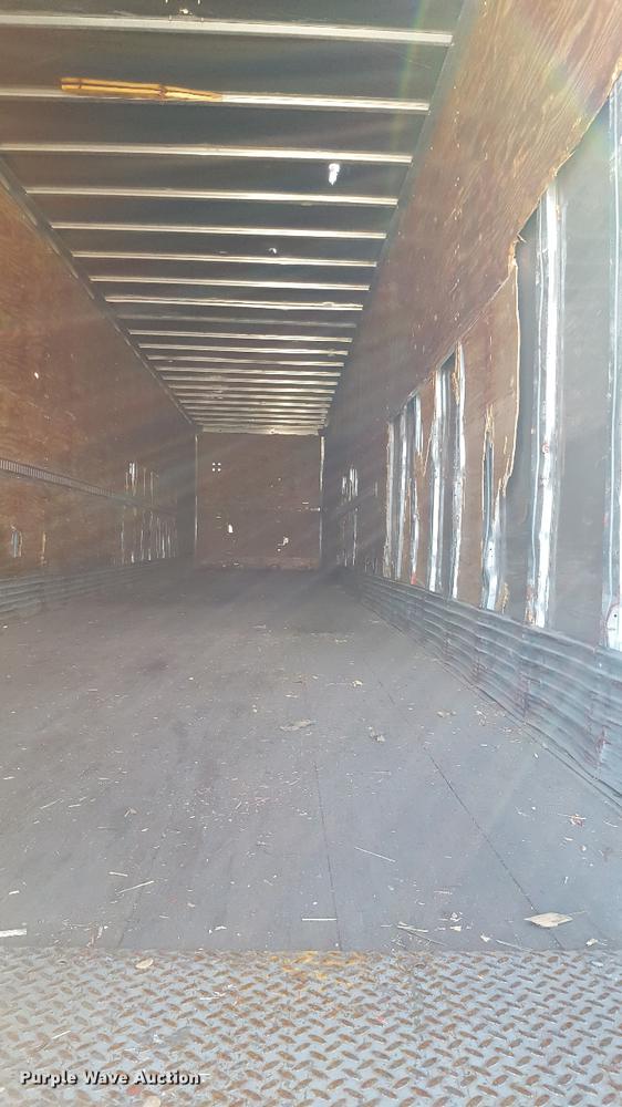 image for item G1020 2000 Fruehauf dry van trailer