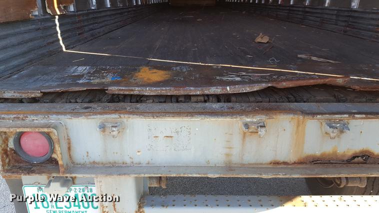 image for item G1022 2000 Great Dane dry van trailer