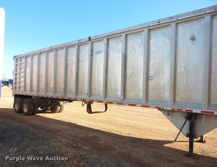 image for item J8542 2002 Trail King TI-Brook AWKFLR live bottom trailer