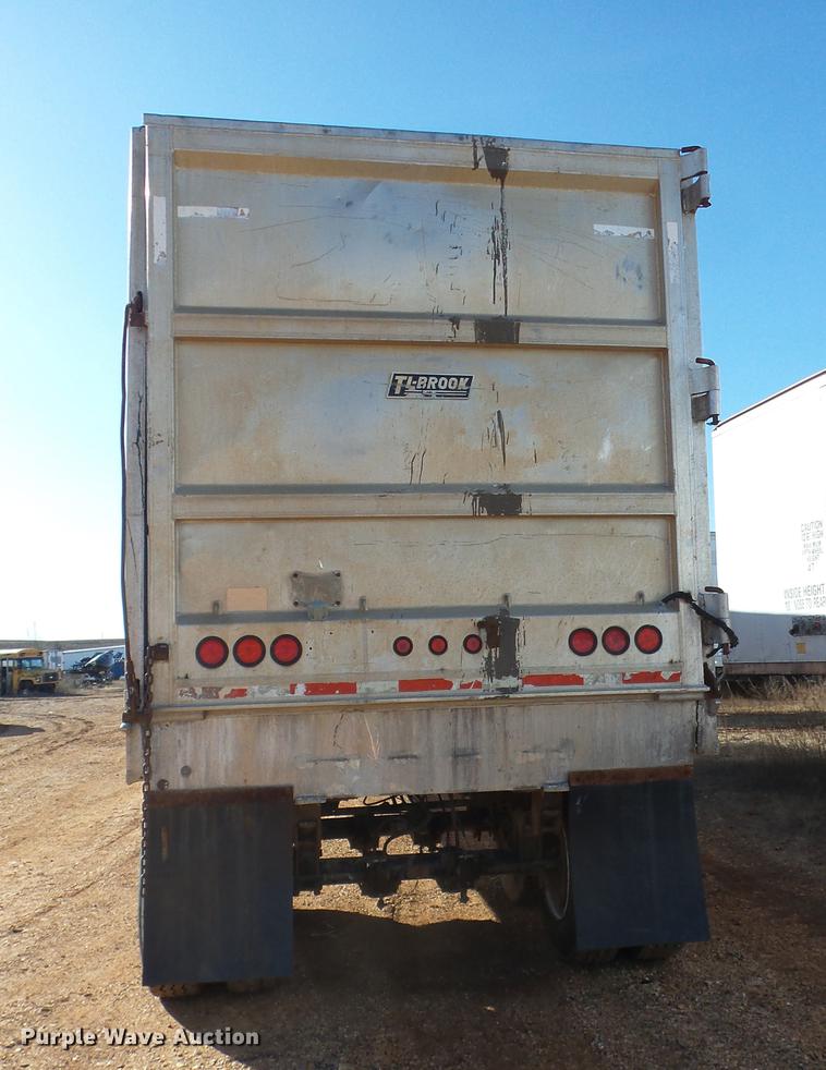 image for item J8542 2002 Trail King TI-Brook AWKFLR live bottom trailer