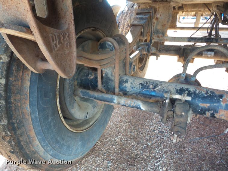 image for item J8542 2002 Trail King TI-Brook AWKFLR live bottom trailer