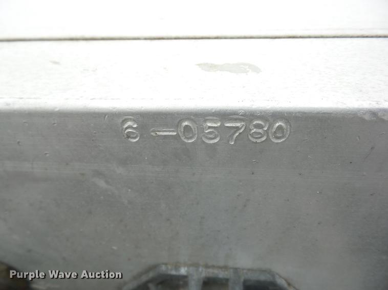 image for item J8547 2001 Wilson CF-900A flatbed trailer