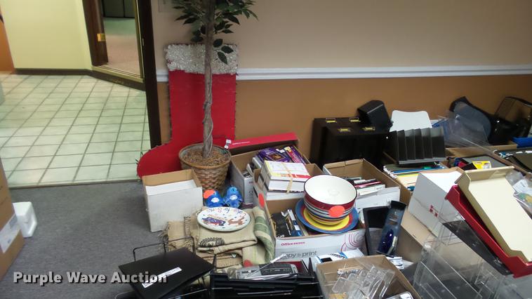 image for item CC9735 Office supplies