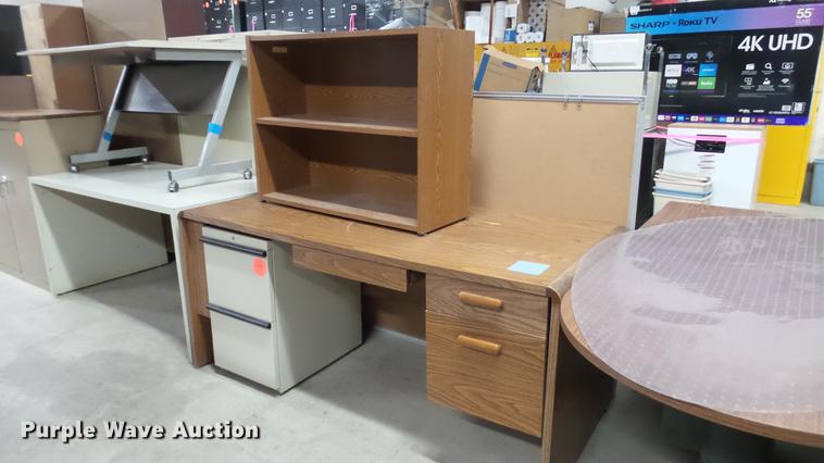 image for item CC9742 Office furniture