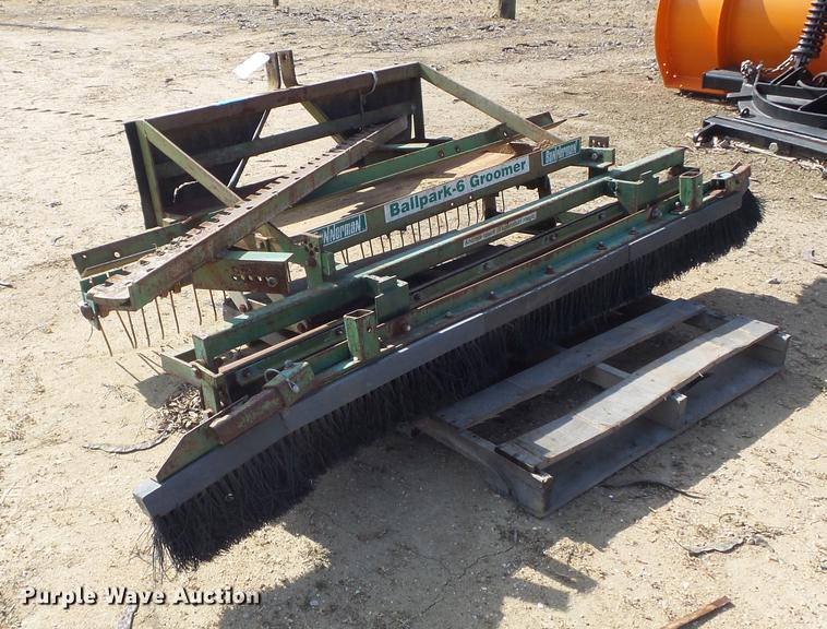 image for item CC9746 Lawn and garden equipment