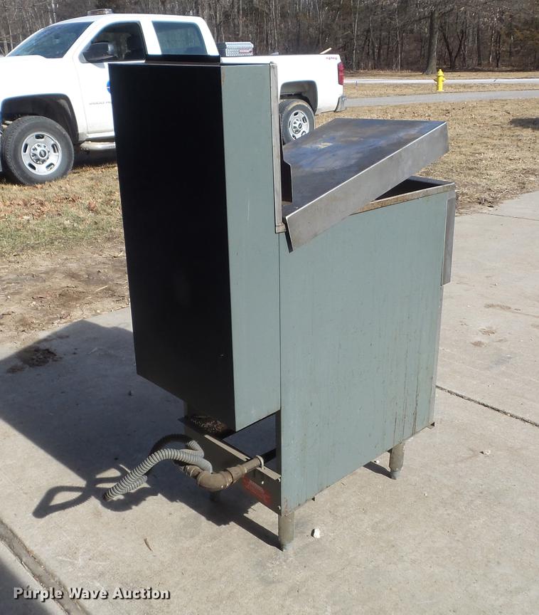 image for item CC9749 Pitco 35C+S deep fat fryer