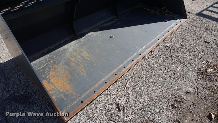 image for item DB0367 Virnig skid steer bucket