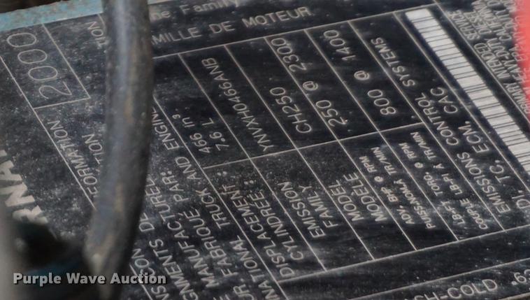 image for item DB0375 2001 International 4900 dump truck