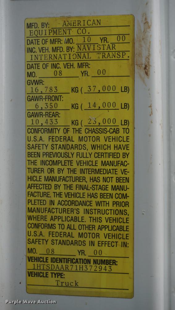 image for item DB0375 2001 International 4900 dump truck