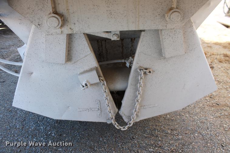 image for item DB5105 1978 Fruehauf DES-M2/M20/3L bottom dump trailer