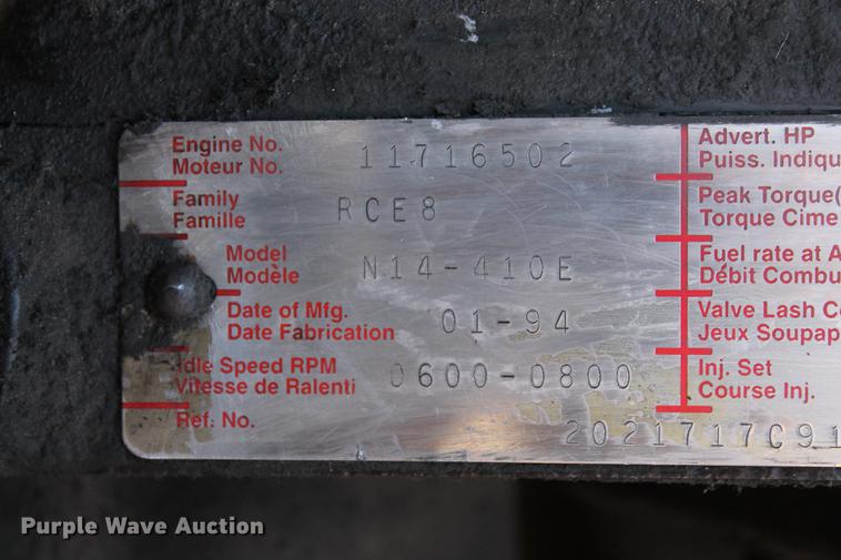 image for item DB5106 1994 International 9400 semi truck