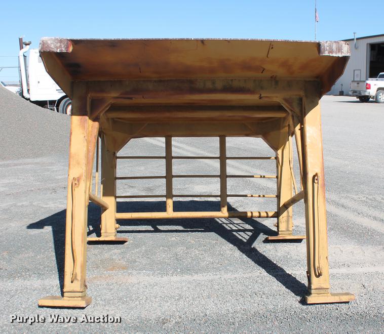 image for item DB5109 Caterpillar D7 ROPS canopy