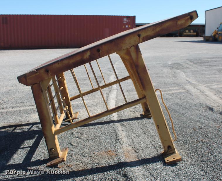 image for item DB5109 Caterpillar D7 ROPS canopy