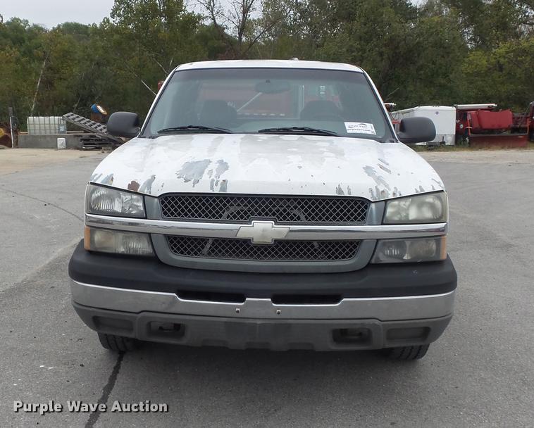 image for item DB6377 2003 Chevrolet Silverado 1500 Ext. Cab pickup truck