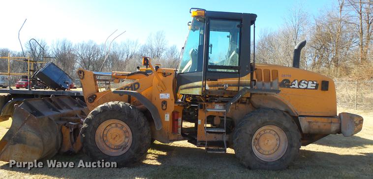 image for item DB7291 2002 Case 621D wheel loader