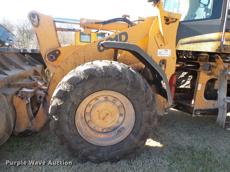image for item DB7291 2002 Case 621D wheel loader