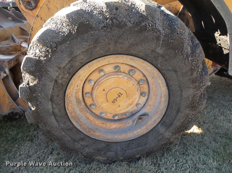 image for item DB7291 2002 Case 621D wheel loader