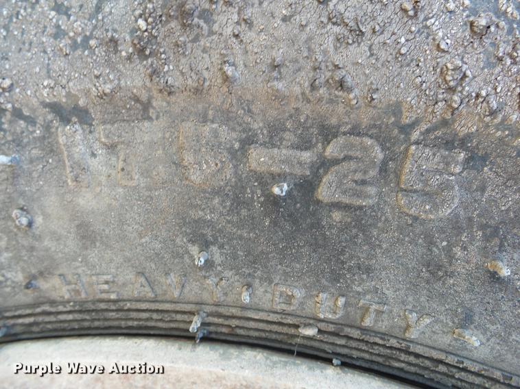 image for item DB7291 2002 Case 621D wheel loader