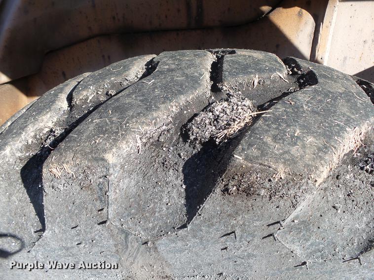 image for item DB7291 2002 Case 621D wheel loader