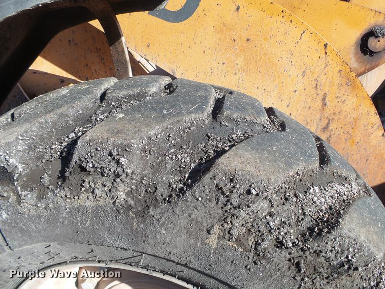 image for item DB7291 2002 Case 621D wheel loader