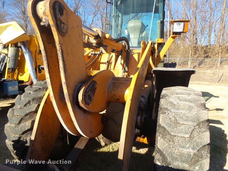 image for item DB7291 2002 Case 621D wheel loader