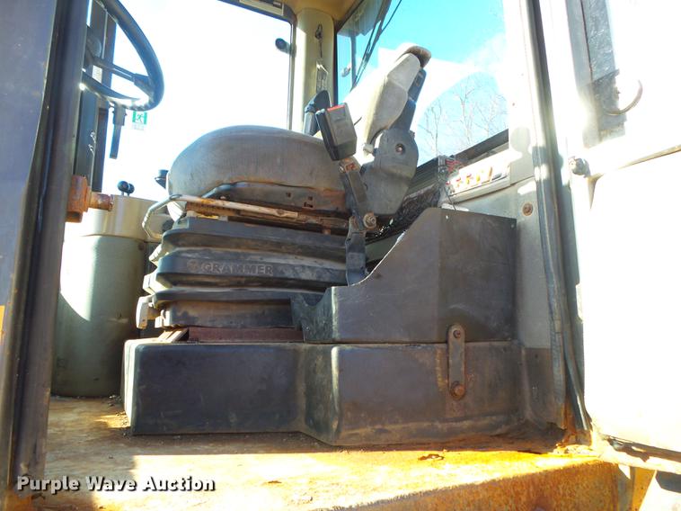 image for item DB7291 2002 Case 621D wheel loader