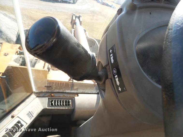 image for item DB7291 2002 Case 621D wheel loader