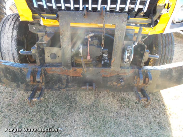 image for item DB7292 2011 International WorkStar 7500 paint striper truck