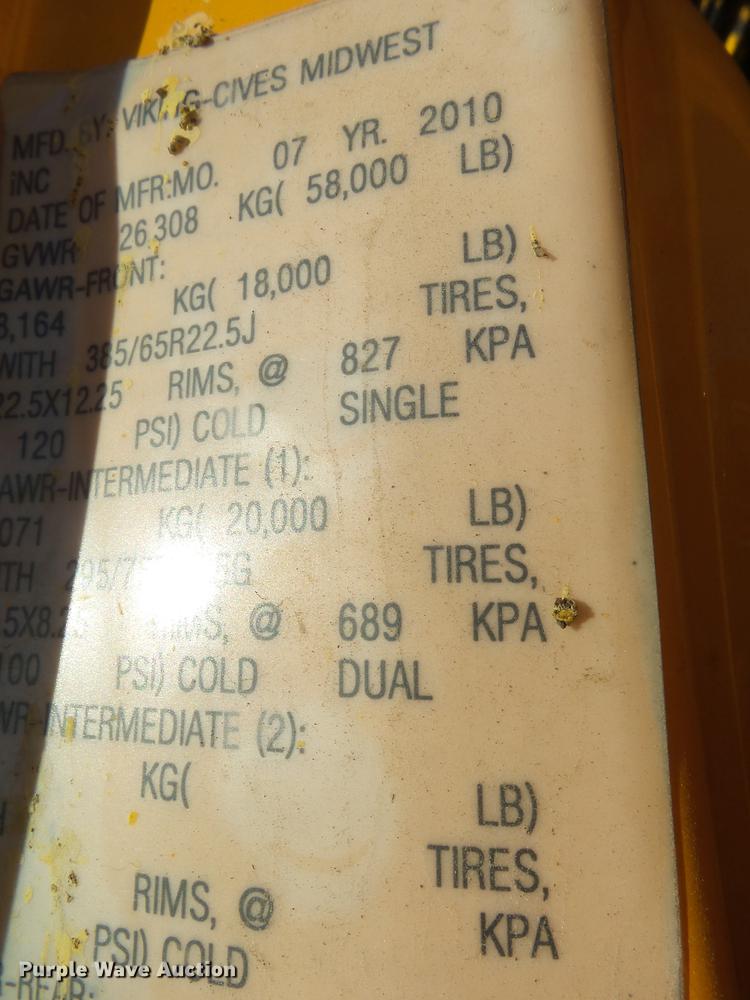 image for item DB7292 2011 International WorkStar 7500 paint striper truck