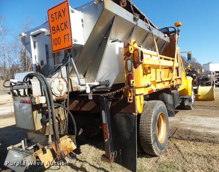 image for item DB7295 2002 International 4900 dump truck
