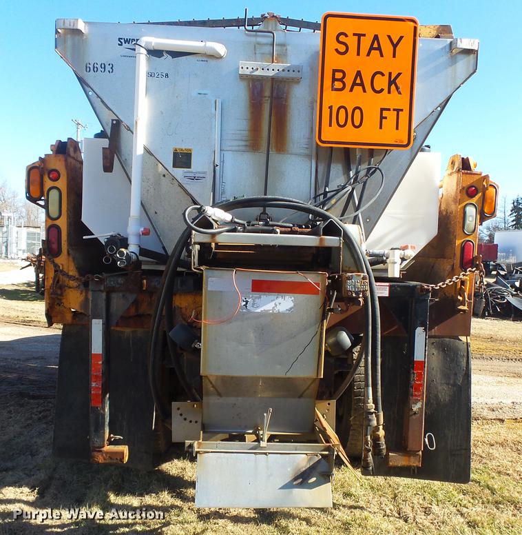 image for item DB7295 2002 International 4900 dump truck
