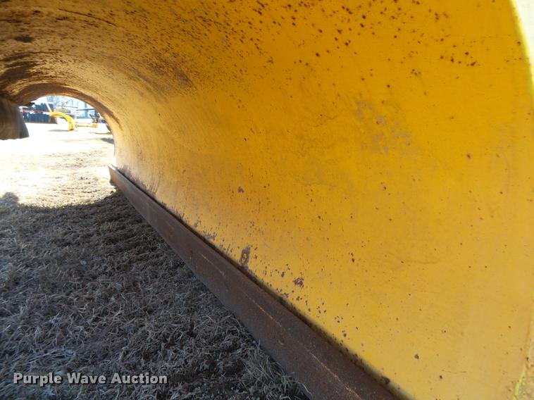 image for item DB7295 2002 International 4900 dump truck