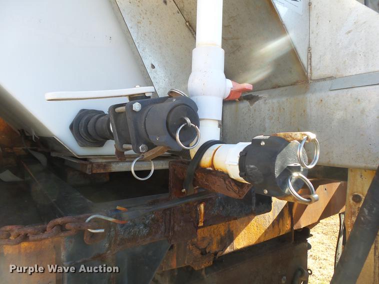 image for item DB7295 2002 International 4900 dump truck