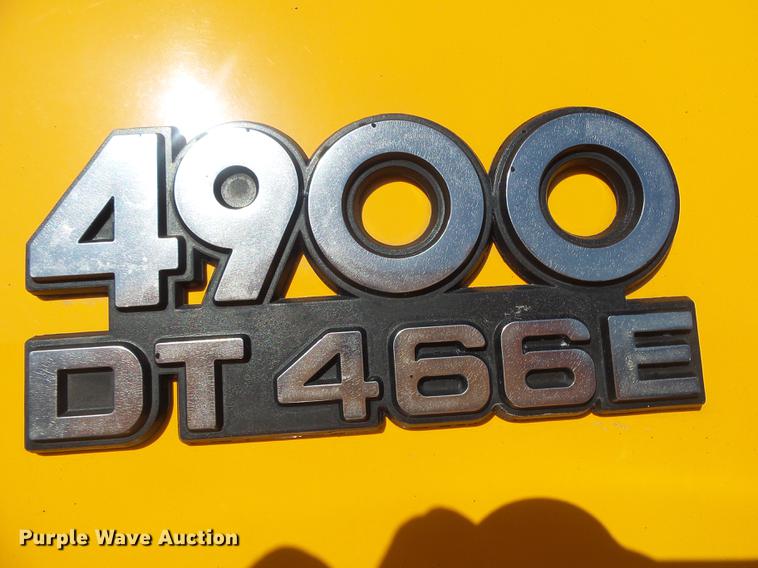 image for item DB7295 2002 International 4900 dump truck