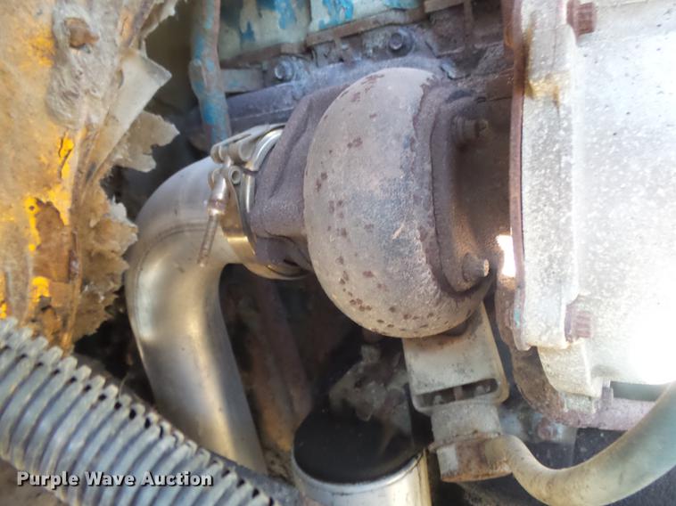 image for item DB7295 2002 International 4900 dump truck