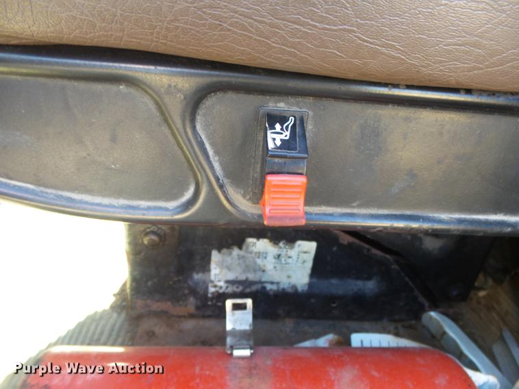 image for item DB7295 2002 International 4900 dump truck