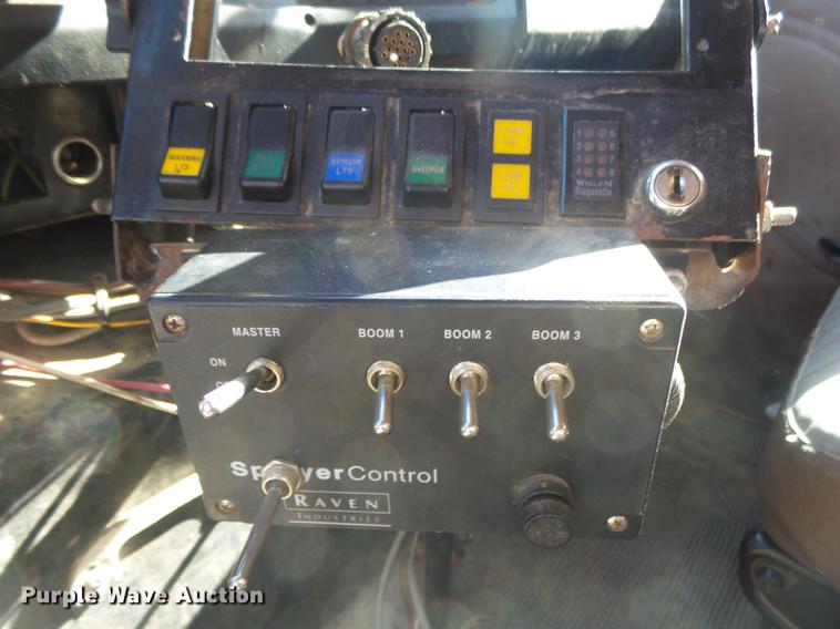 image for item DB7295 2002 International 4900 dump truck