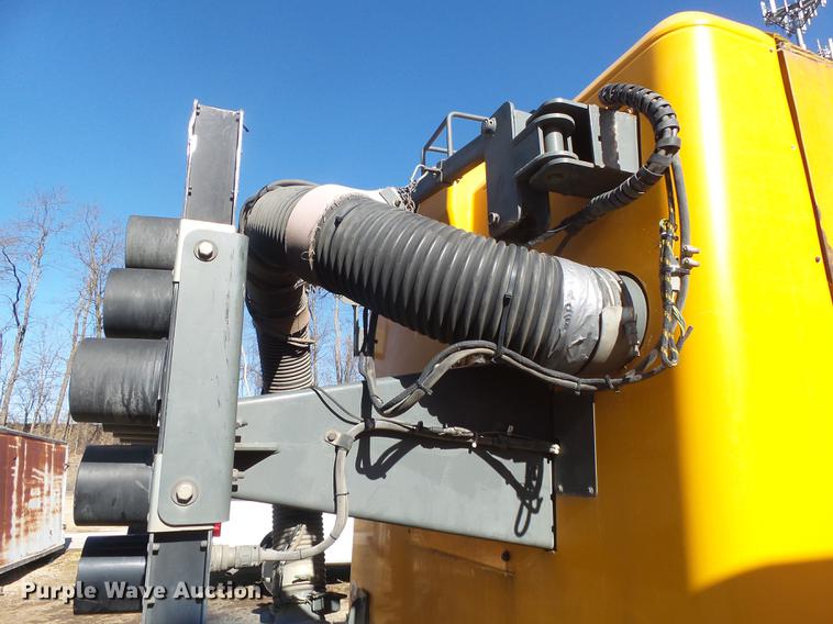 image for item DB7296 2005 Sterling SC8000 Cargo street sweeper truck