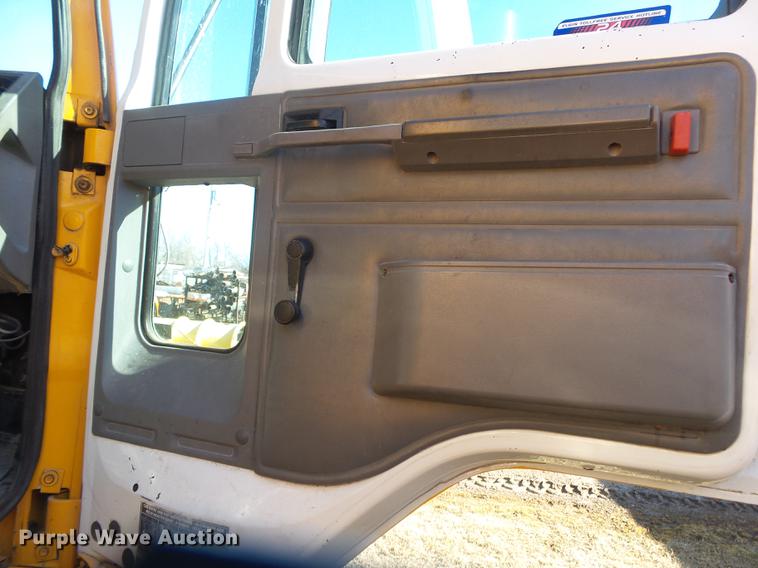 image for item DB7296 2005 Sterling SC8000 Cargo street sweeper truck