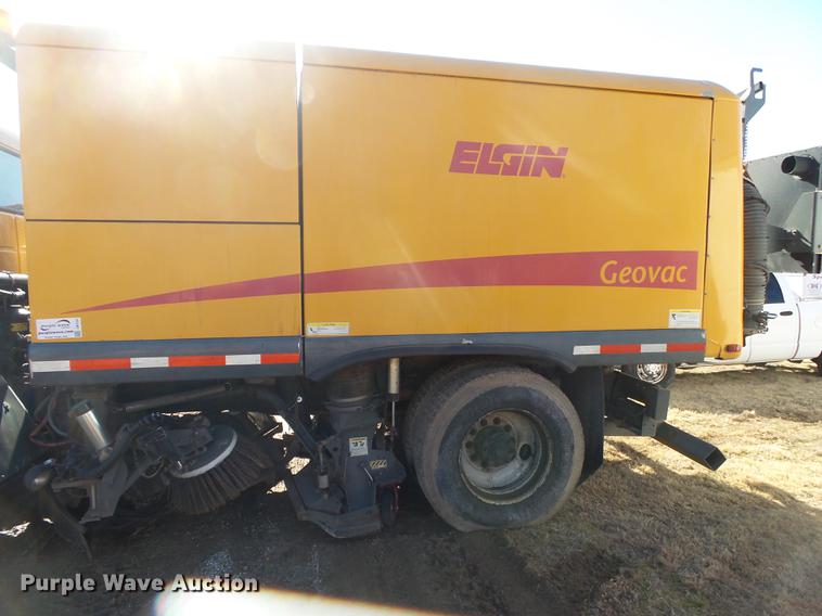 image for item DB7297 2004 Sterling SC8000 Cargo street sweeper truck