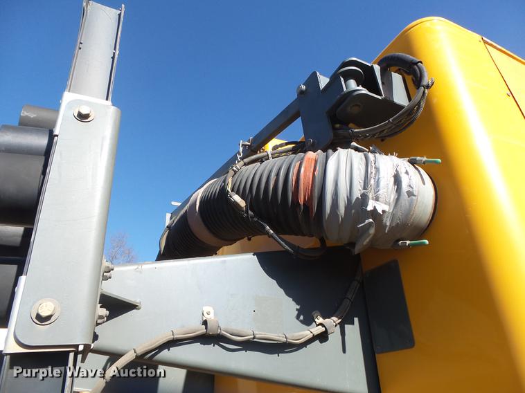 image for item DB7297 2004 Sterling SC8000 Cargo street sweeper truck