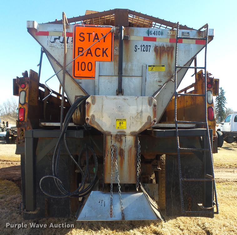 image for item DB7299 2001 International 4900 dump truck